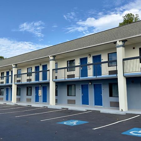 Days Inn By Wyndham Lexington-Columbia Eksteriør bilde