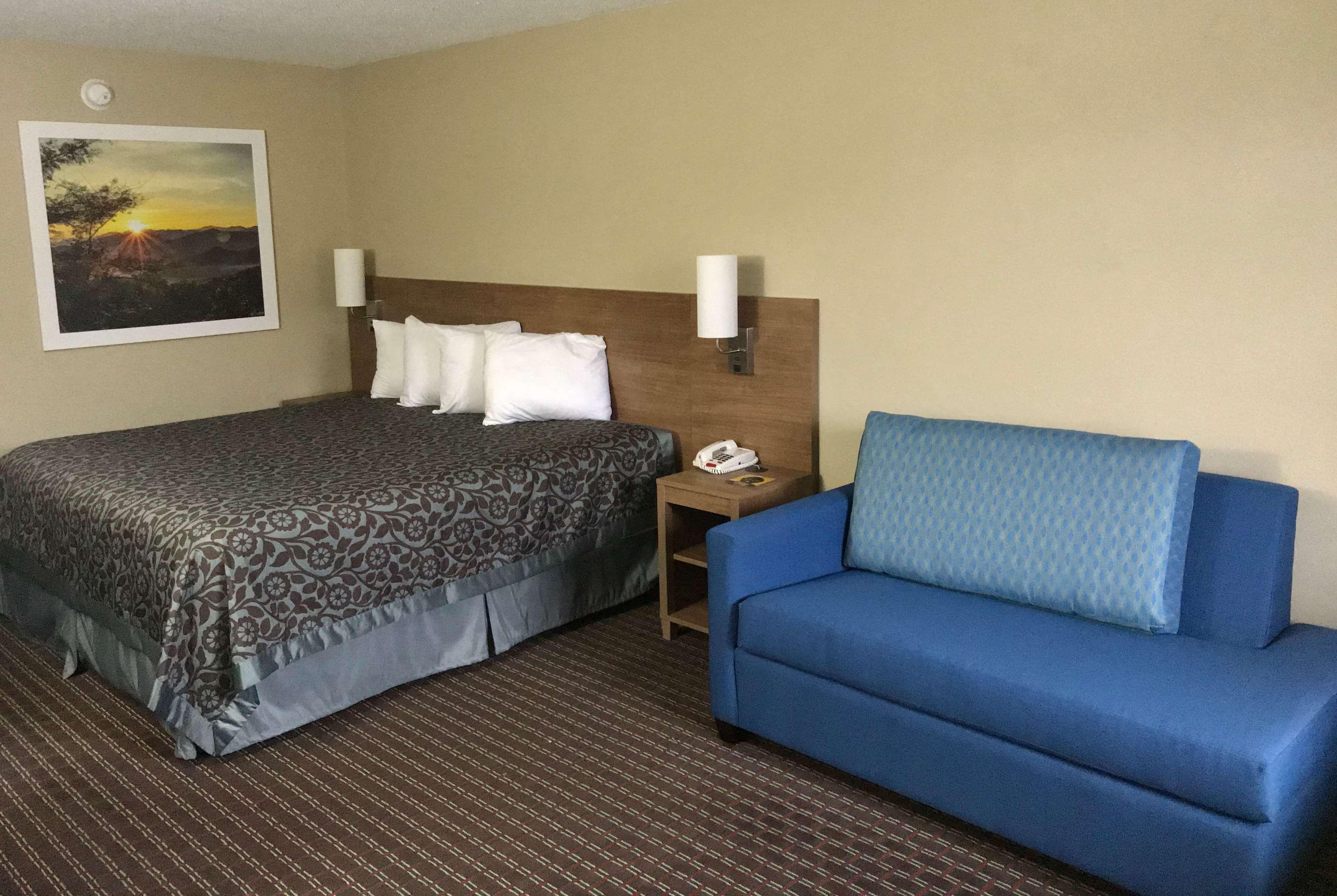 Days Inn By Wyndham Lexington-Columbia Eksteriør bilde