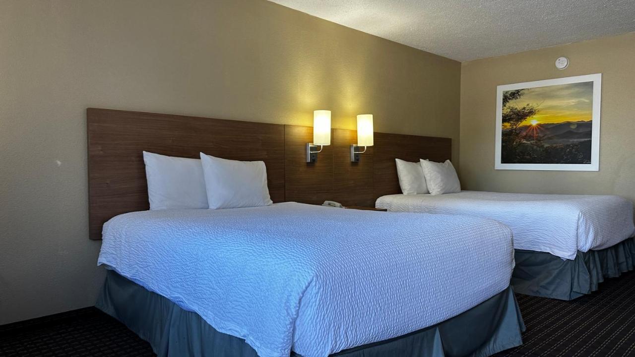 Days Inn By Wyndham Lexington-Columbia Eksteriør bilde