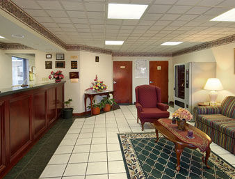 Days Inn By Wyndham Lexington-Columbia Eksteriør bilde
